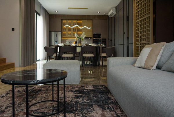 How can you create a deliciously flaky fish and chips at home?